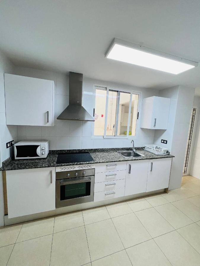 APARTAMENTO CENTRO 3 HABITACIONES CON AIRE ACONDICIONADO A 150m DE LA PLAYA Peñíscola Esterno foto