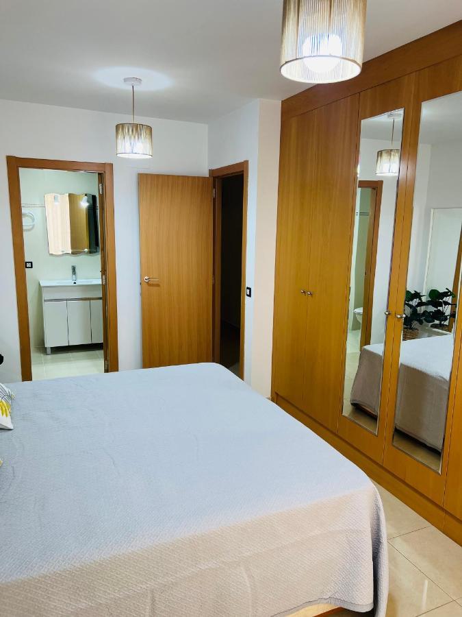 APARTAMENTO CENTRO 3 HABITACIONES CON AIRE ACONDICIONADO A 150m DE LA PLAYA Peñíscola Esterno foto