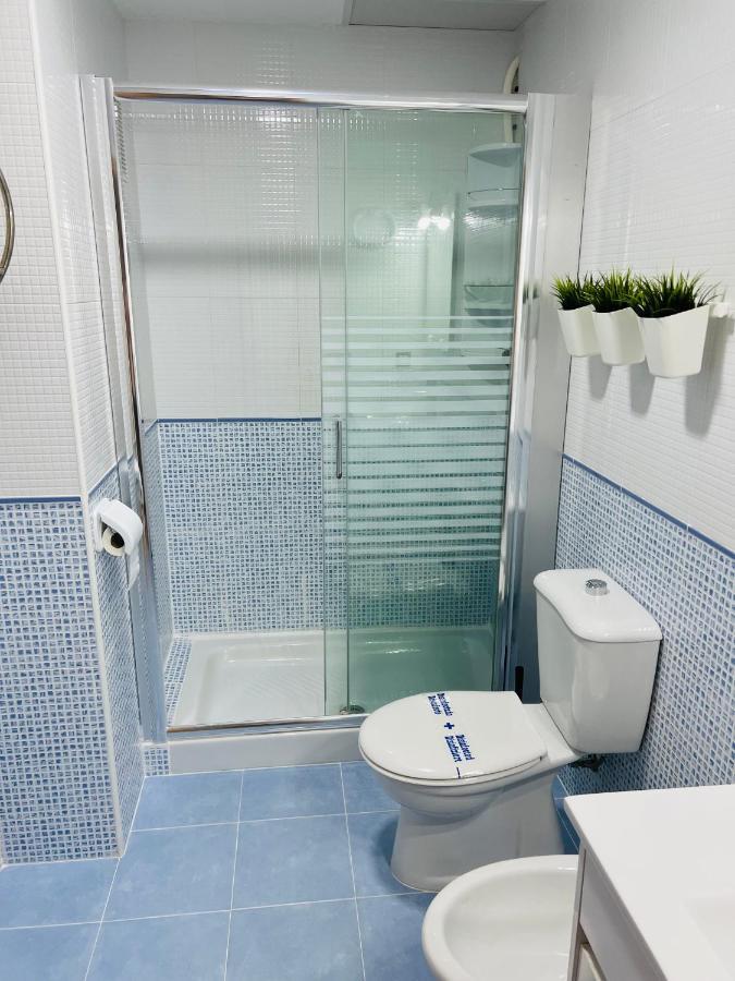 APARTAMENTO CENTRO 3 HABITACIONES CON AIRE ACONDICIONADO A 150m DE LA PLAYA Peñíscola Esterno foto